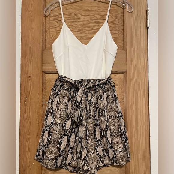 Fashion Nova Not No Snake Romper - Picture 3 of 8